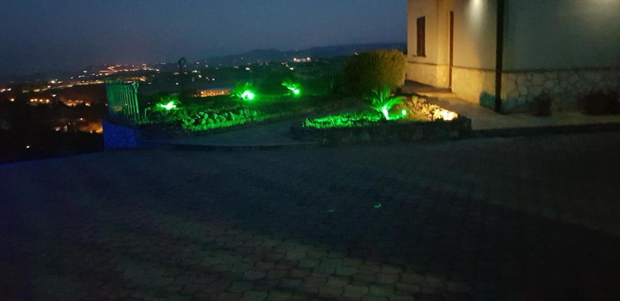 Enna Villa Del Sole E Delle Stelle Екстериор снимка