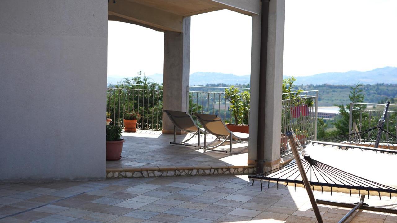 Enna Villa Del Sole E Delle Stelle Екстериор снимка